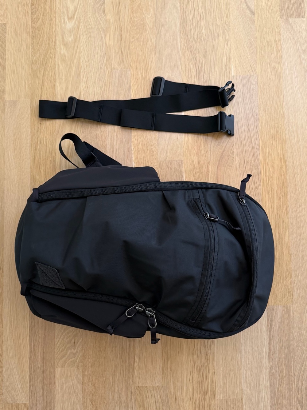 Men's Black Sling Bag - Minimal Everyday Carry
